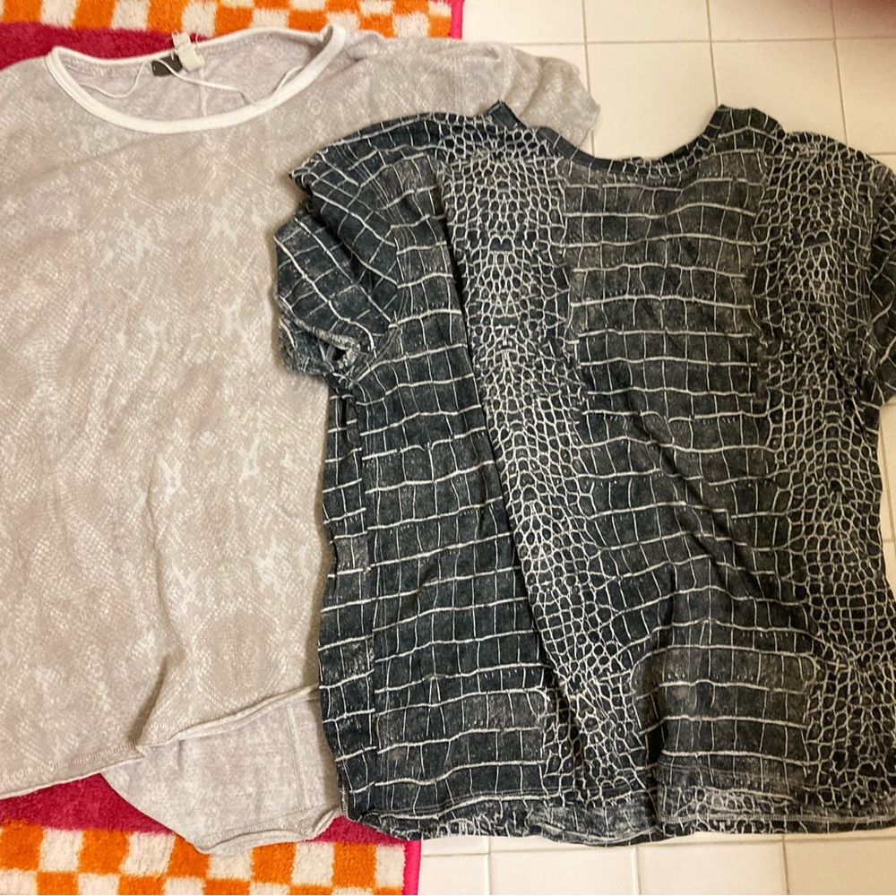 Free People Snake + Croc print Small T-Shirts